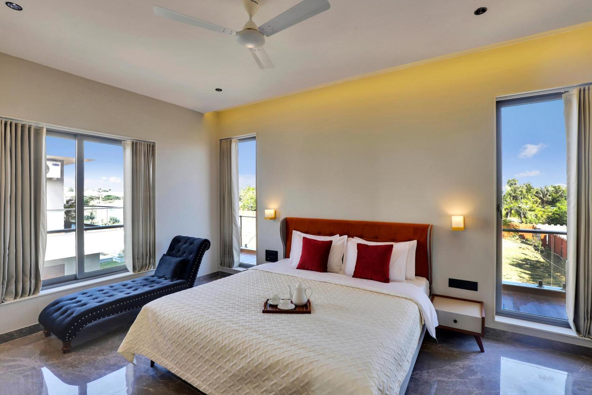 Goverdhan Greens Resort Dwarka L Hotels In Dwarka Extérieur photo