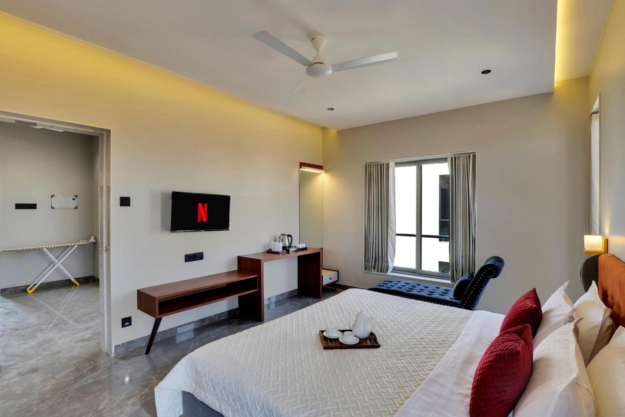 Goverdhan Greens Resort Dwarka L Hotels In Dwarka Extérieur photo