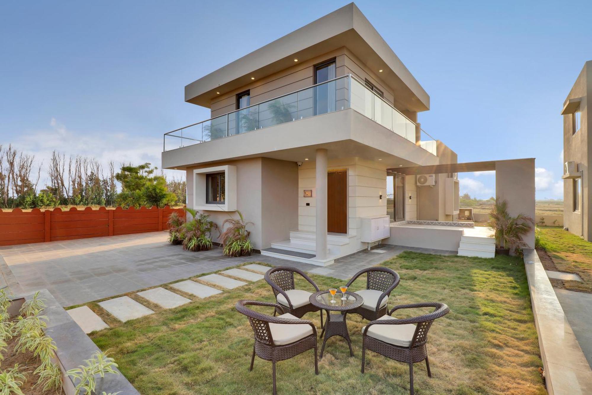 Goverdhan Greens Resort Dwarka L Hotels In Dwarka Extérieur photo