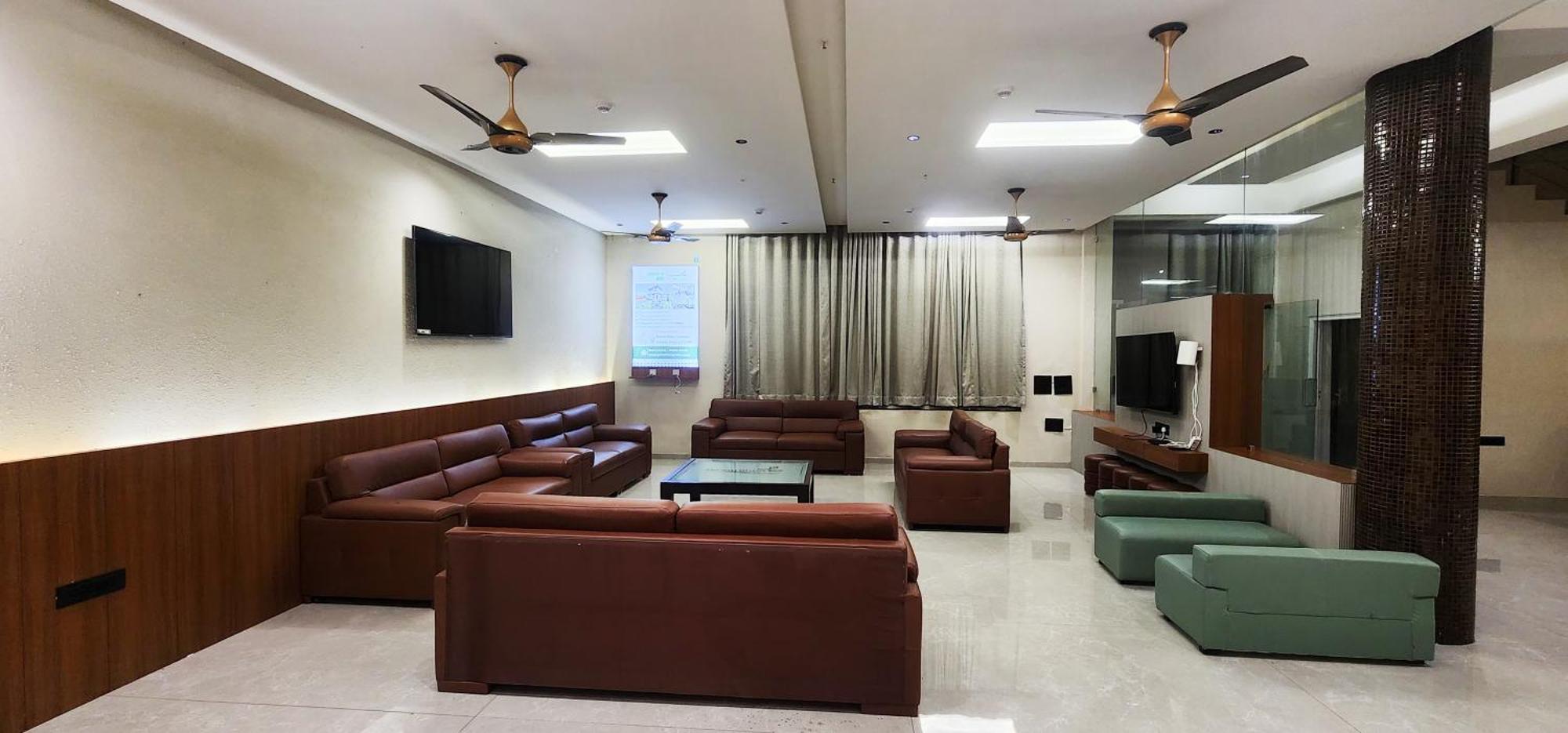 Goverdhan Greens Resort Dwarka L Hotels In Dwarka Extérieur photo